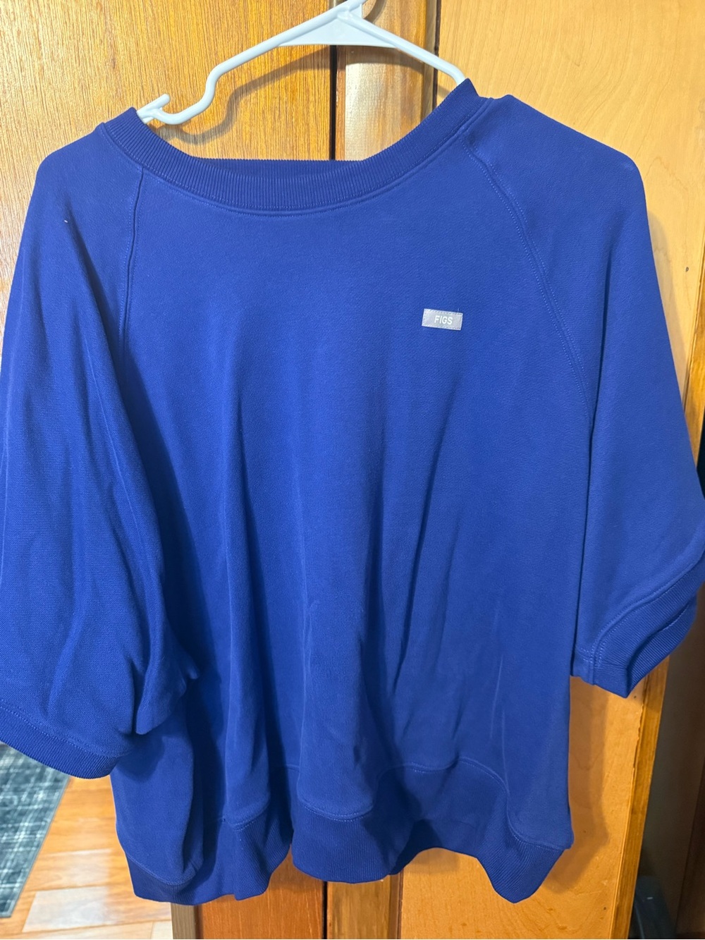 Figs deep royal blue short sleeve sweatshirt never worn size xxl